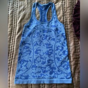 Lululemon Women's Heathered Sapphire Blue Print Swiftly Tech Racerback Tank Top